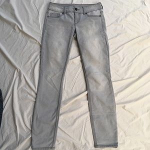 Maurice’s light washed jeggings/skinny jeans